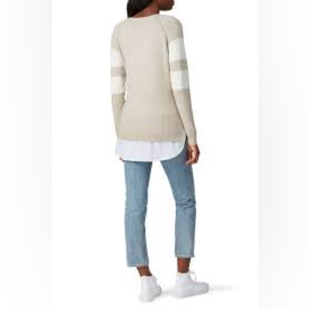 A Pea in the Pod Cream and White Sweater